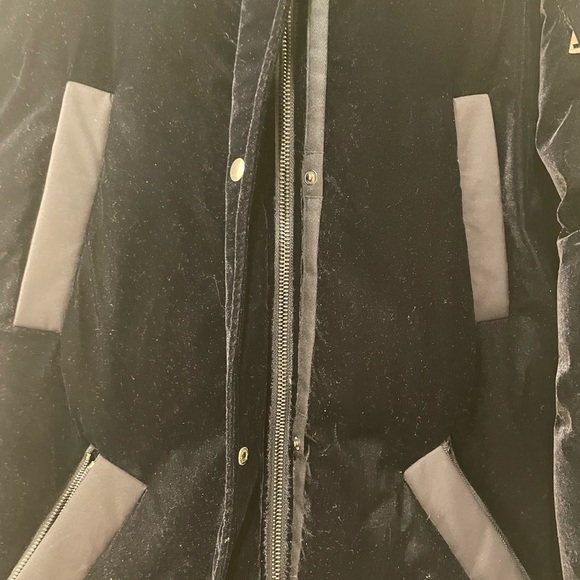 Elie Tahari Real Fox Fur Trim Velvet Down Puffer - Picture 3 of 10